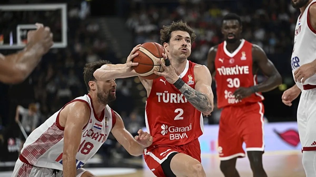 12 Dev Adam DBB Harika Kupa yarı finalinde Hırvatistan'a mağlup! 1 12 dev adam dbb harika kupa yari finalinde hirvatistana maglup wYpzK6PC
