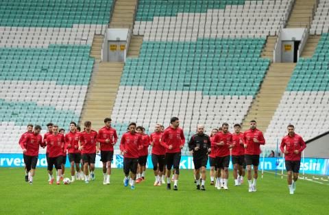 A Ulusal Grup, İtalya Maçının Hazırlıklarını Tamamladı 4 a ulusal grup italya macinin hazirliklarini tamamladi 2 ZaQbw1Ns