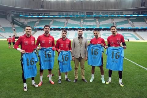 A Ulusal Grup, İtalya Maçının Hazırlıklarını Tamamladı 43 a ulusal grup italya macinin hazirliklarini tamamladi 41 aZH2dUri