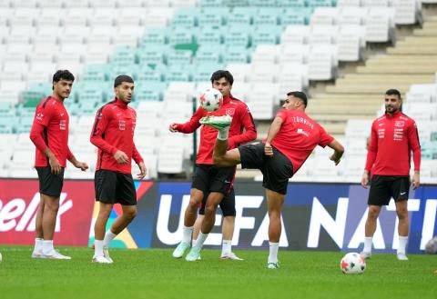 A Ulusal Grup, İtalya Maçının Hazırlıklarını Tamamladı 11 a ulusal grup italya macinin hazirliklarini tamamladi 9 Kl7FeEpG