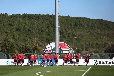 A Ulusal Kadro, Fransa Maçı Hazırlıklarını Tamamladı 6 a ulusal kadro fransa maci hazirliklarini tamamladi 4 iif3eXLy