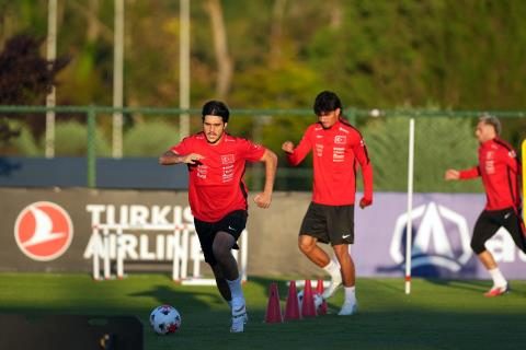 A Ulusal Kadromuz, Fransa Maçının Hazırlıklarına Başladı 20 a ulusal kadromuz fransa macinin hazirliklarina basladi 18 d3qbIZsd