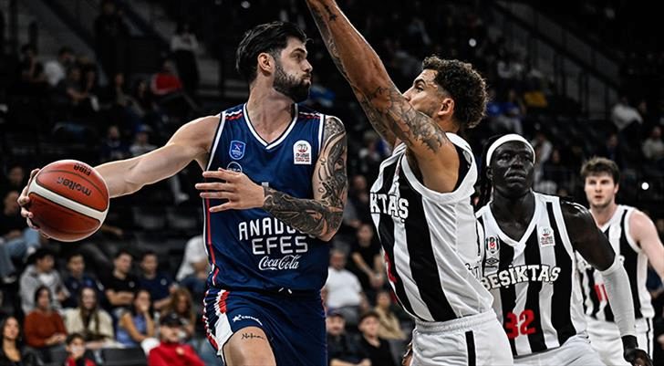Açılış haftasının dev maçında kazanan Anadolu Efes! 1 acilis haftasinin dev macinda kazanan anadolu efes HvHTiQFc