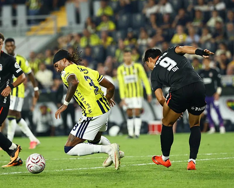 Ahmet Çakar Fenerbahçe-Beşiktaş derbisinin tartışmalı konumlarını kıymetlendirdi 12 ahmet cakar fenerbahce besiktas derbisinin tartismali konumlarini kiymetlendirdi 10 q7c2EjLk