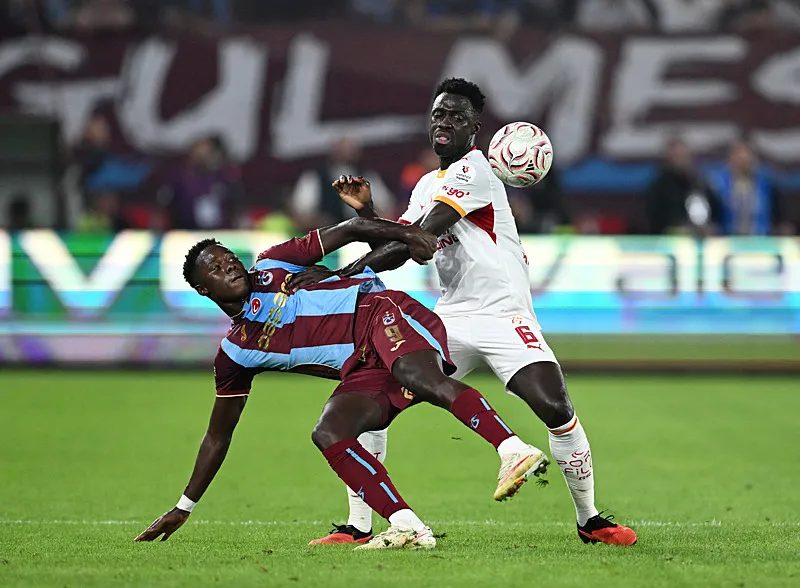 ahmet cakar trabzonspor galatasaray macini yorumladi okan buruk kendini bilerek attirdi 4 UuTXyndT