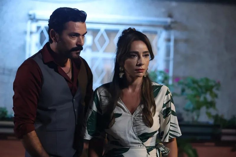 Altı Üstü İstanbul 7. Kısım izle! atv ekranı full HD 4 alti ustu istanbul 7 kisim izle atv ekrani full hd 2 rGKJXeY7
