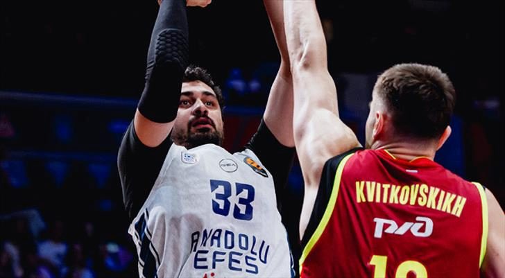 Anadolu Efes, EuroLeague'de sezonun ilk maçında Barcelona deplasmanında 1 anadolu efes euroleaguede sezonun ilk macinda barcelona deplasmaninda