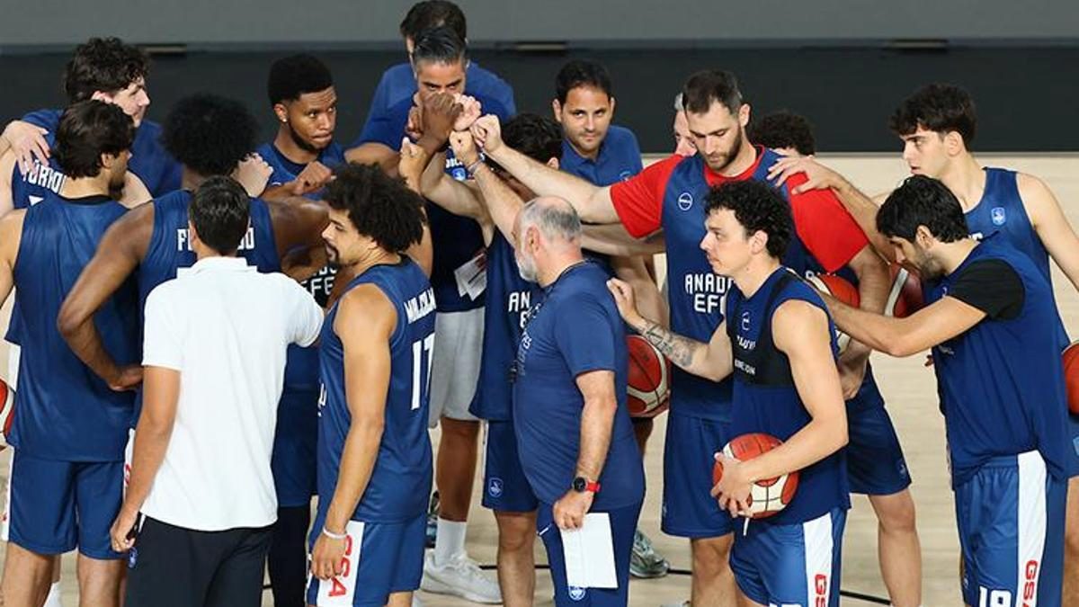 Anadolu Efes topbaşı yaptı! 5 anadolu efes topbasi yapti FGVta7RK