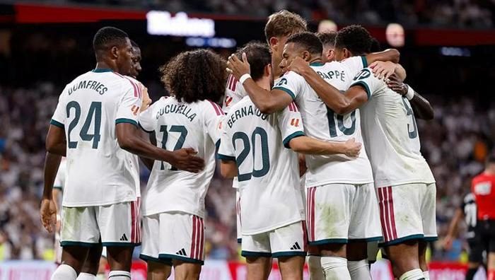 'Arda Güler'in 140 milyon Euro'luk bir sorunu var' Real Madrid'de yeni tartışma: Diomande geldi, işler değişti... 3 arda gulerin 140 milyon euroluk bir sorunu var real madridde yeni tartisma diomande geldi 4jeL1URV