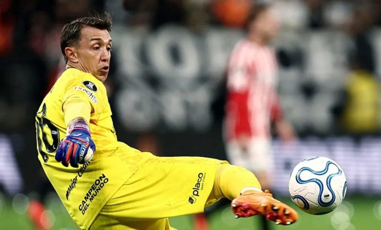 Arjantin'de olaylı maç sonu! Muslera rakibinin boğazına yapıştı 1 arjantinde olayli mac sonu muslera rakibinin bogazina yapisti BWEx7bah