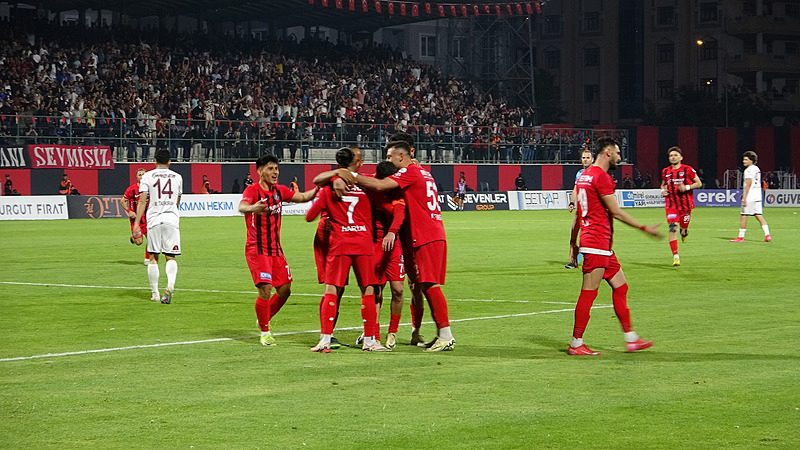 Artı Paha Vanspor FK-Batman Petrolspor maçı ne vakit ve saat kaçta? Final maçı hangi kanalda yayınlanacak? 5 arti paha vanspor fk batman petrolspor maci ne vakit ve saat kacta final maci hangi XpEuLTEU