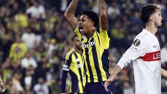 Avrupa'nın devleri Oosterwolde için sıraya dizildi! Fenerbahçe'ye dev bonservis 3 avrupanin devleri oosterwolde icin siraya dizildi fenerbahceye dev bonservis 1 z1ATAbg9