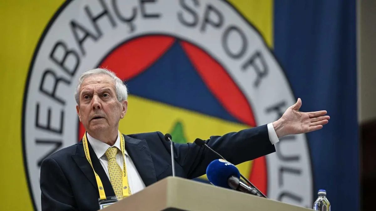 aziz yildirimdan fenerbahceli oyunculara sert ihtar bir daha bu turlu bir futbol gormek istemiyorum nw2jr7KM