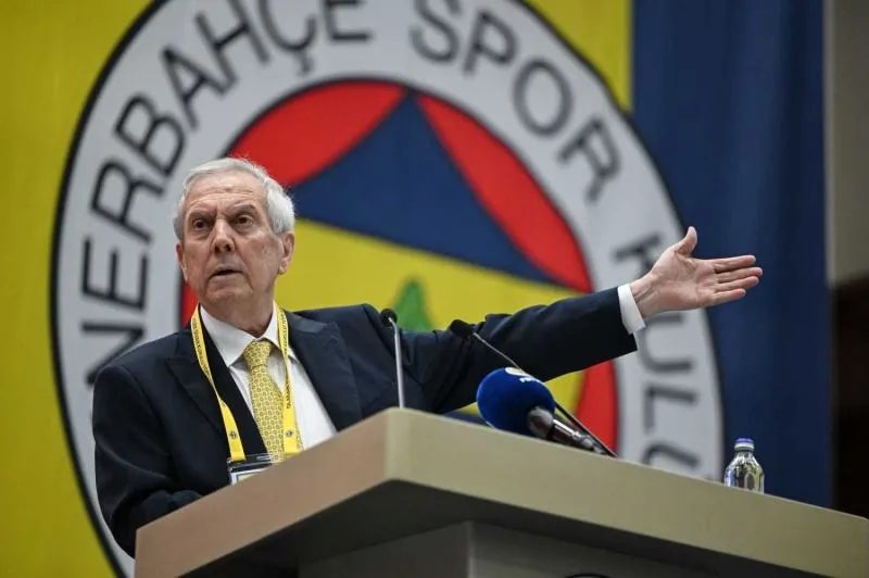Aziz Yıldırım'dan Fenerbahçeli oyunculara sert ihtar: Bir daha bu türlü bir futbol görmek istemiyorum! 4 aziz yildirimdan fenerbahceli oyunculara sert ihtar bir daha bu turlu bir futbol gormek istemiyorum ywiPnCtJ