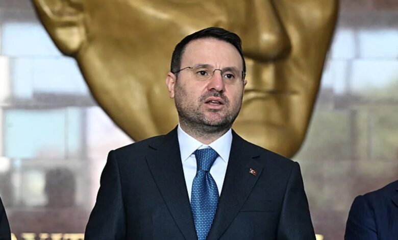 Bakan Gürlek'ten Fenerbahçe otobüsüne akın ile ilgili açıklama! 1 bakan gurlekten fenerbahce otobusune akin ile ilgili aciklama YyiCjlfH