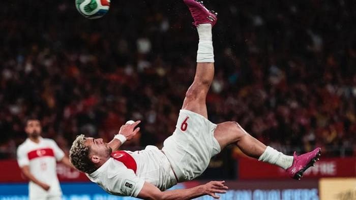 baris alper yilmaza premier lig devi resmen talip galatasarayin istedigi sayi 3