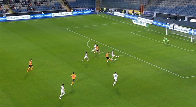 Başakşehir, Shomurodov'la direğe takıldı! 1 basaksehir shomurodovla direge takildi s5NPEpM7