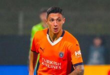 Başakşehir'de ayrılık 13 basaksehirde ayrilik OmPFBazd