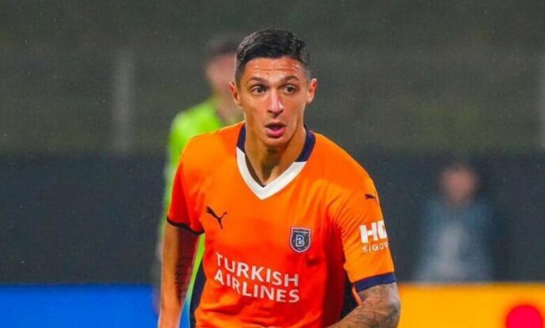 Başakşehir'de ayrılık 1 basaksehirde ayrilik OmPFBazd