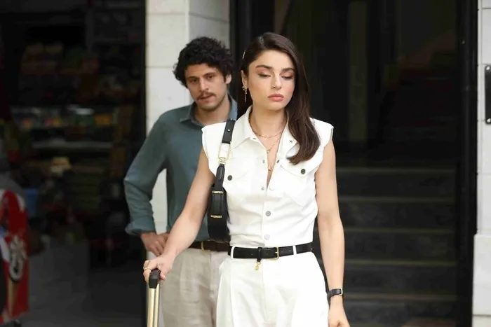Beklenen Aşk 8. kısım fragmanı izle | Beklenen Aşk yeni kısım tanıtımı 3 beklenen ask 8 kisim fragmani izle beklenen ask yeni kisim tanitimi 1 UYZz4eqi