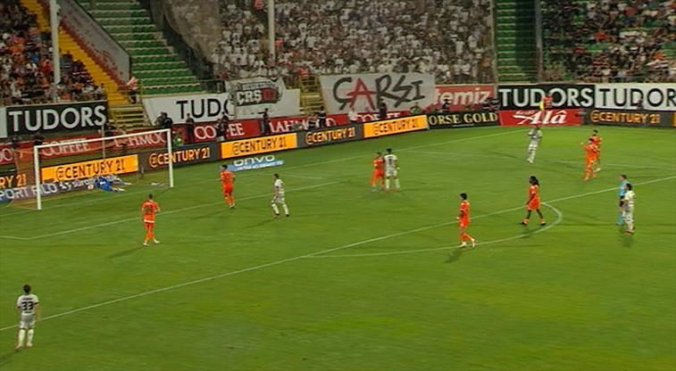 Beşiktaş, Cerny ile gole böyle yaklaştı! 1 besiktas cerny ile gole boyle yaklasti ABvH9hK3