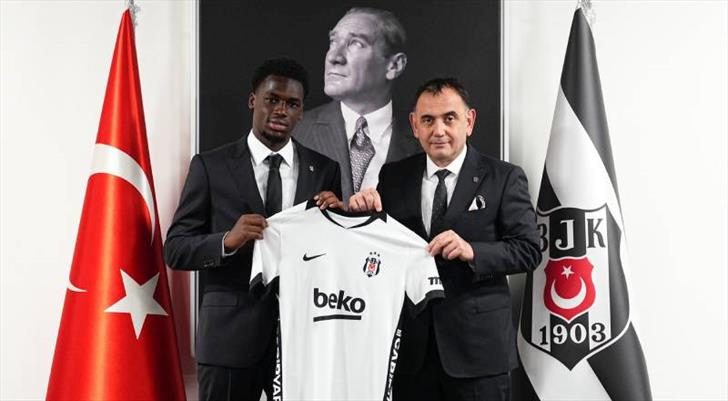 besiktas ernest poku transferini resmen duyurdu