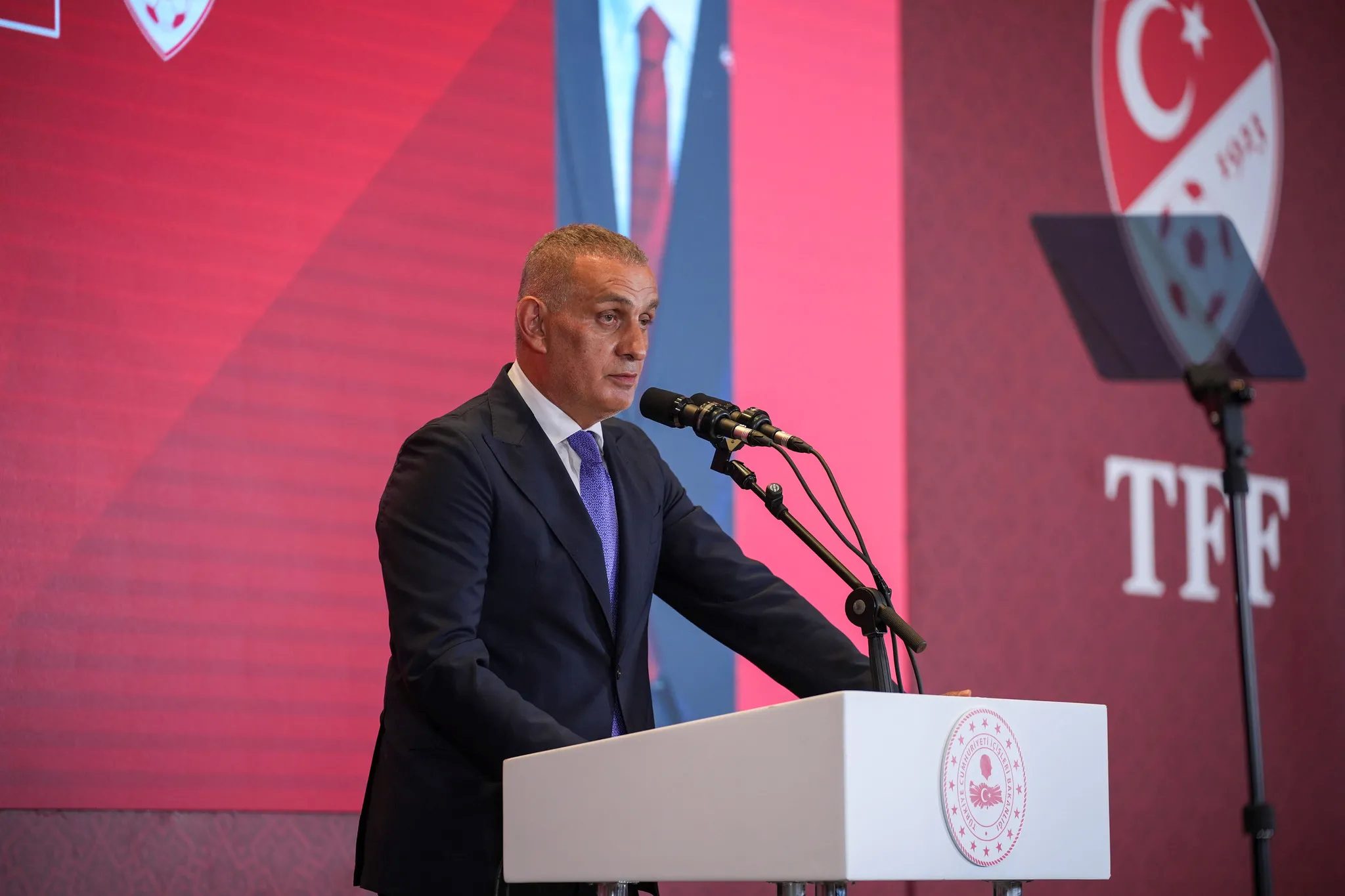 Beşiktaş, Fenerbahçe ve Trabzonspor'dan TFF’ye erteleme başvurusu 4 besiktas fenerbahce ve trabzonspordan tffye erteleme basvurusu 2 uwpAs7XF