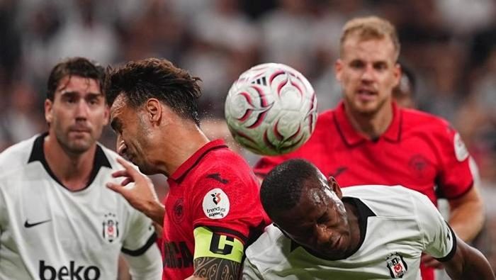 besiktasin corum fk galibiyeti sonrasi ovgu dolu kelamlar derbi ucusu basladi uzak ara 18pHcf1z