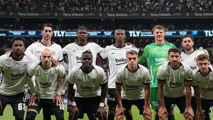 besiktasin corum fk galibiyeti sonrasi ovgu dolu kelamlar derbi ucusu basladi uzak ara TOiVcTVY