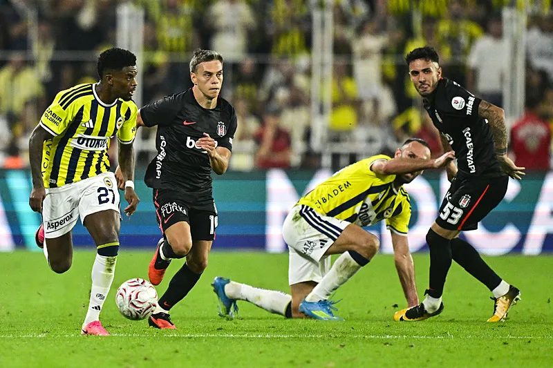 Beşiktaş'ın derbi zaferi dış basında! 'Vlahovic Fenerbahçe Stadyumu'nu susturdu' 3 besiktasin derbi zaferi dis basinda vlahovic fenerbahce stadyumunu susturdu 1 bApSmptg