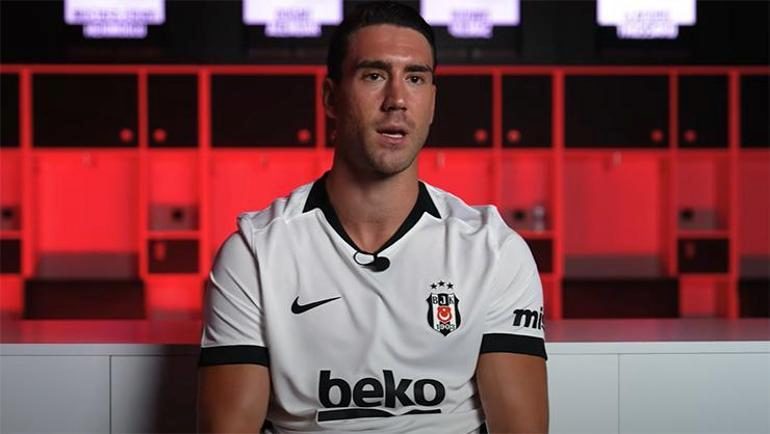 Beşiktaş'ın Sırp yıldızı Vlahovic 'Çok konuşmaya gerek yok, sahada konuşacağım' Italiano sözleri 4 besiktasin sirp yildizi vlahovic cok konusmaya gerek yok sahada konusacagim italiano sozleri 2 YhGPIWcW