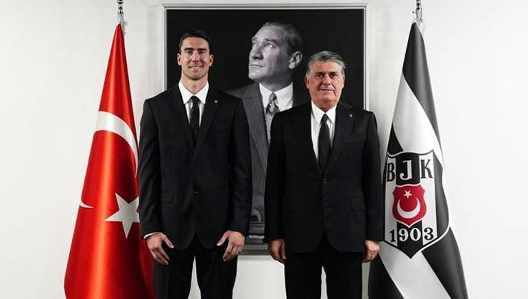 Beşiktaş'ın yeni yıldızı Vlahovic'ten alkışlanacak hareket! Gelir gelmez gönülleri fethetti 2 besiktasin yeni yildizi vlahovicten alkislanacak hareket gelir gelmez gonulleri fethetti 0