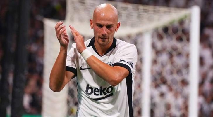 Beşiktaş'ın yıldız ismi son durumunu bizzat açıkladı! 1 besiktasin yildiz ismi son durumunu bizzat acikladi