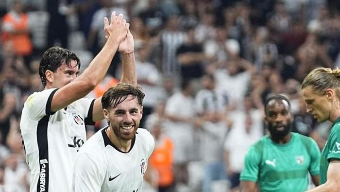 Beşiktaş'ın yıldızına övgü dolu kelamlar: 'Harika bir resital izledik' | 'Çok net bir Italiano dokunuşu' 6 besiktasin yildizina ovgu dolu kelamlar harika bir resital izledik cok net bir italiano HVSILyD9