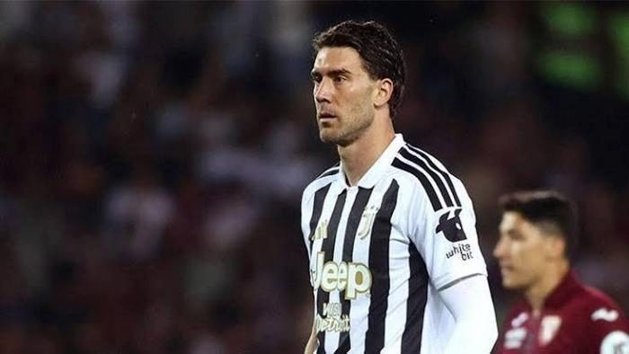 Beşiktaş'ta 4 koldan transfer operasyonu! Şampiyonluk forveti geliyor... 4 besiktasta 4 koldan transfer operasyonu sampiyonluk forveti geliyor 2 WBw59utv