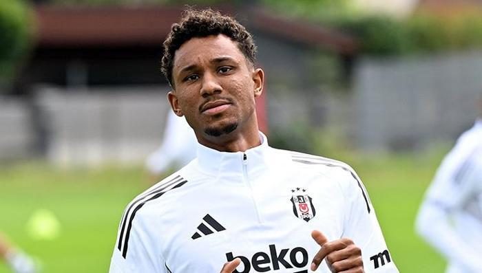 Beşiktaş'ta ayrılık! Bavullarını topladı geri dönüyor 6 besiktasta ayrilik bavullarini topladi geri donuyor 4