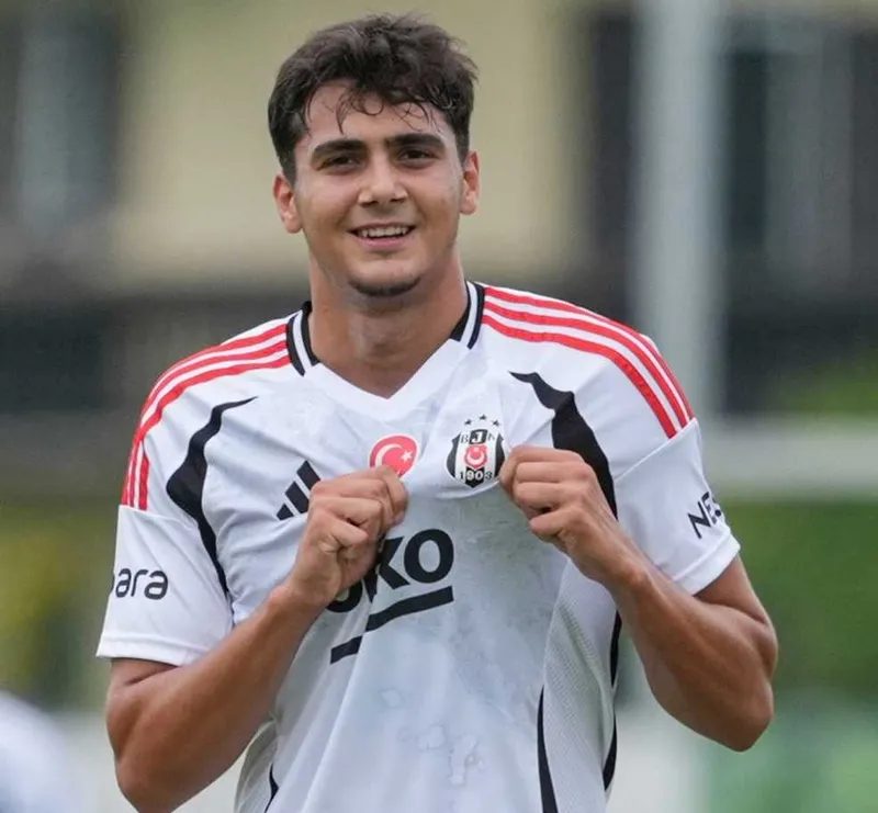Beşiktaş'ta ayrılık! Süper Lig takımına gidiyor 2 besiktasta ayrilik super lig takimina gidiyor 0 bqUfPjfB