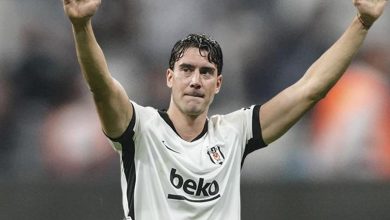 Beşiktaş'ta Dusan Vlahovic birinci kere sahne aldı! Taraftarlardan büyük ilgi 32 besiktasta dusan vlahovic birinci kere sahne aldi taraftarlardan buyuk ilgi 8xG8GfrN