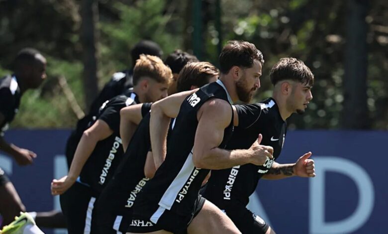Beşiktaş'ta Midtjylland maçının hazırlıkları sürüyor 1 besiktasta midtjylland macinin hazirliklari suruyor bgSi2On2