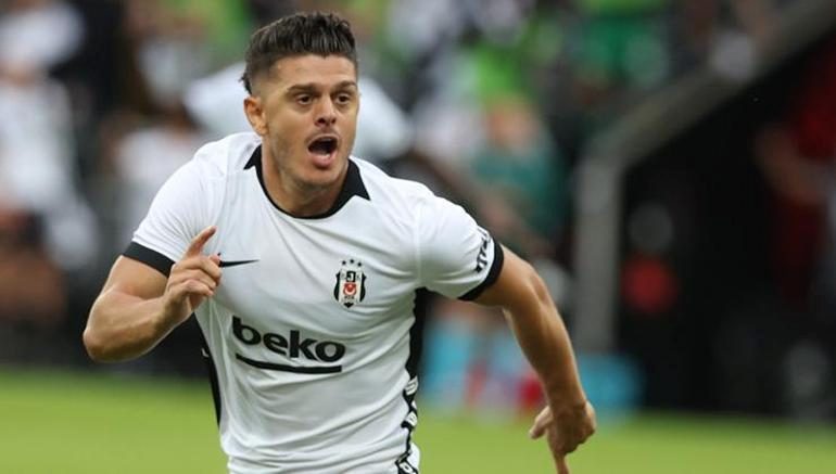 besiktasta rashica oyuna girdi bir dakika sonra golu atti 0 mSEektrR