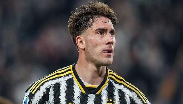 Beşiktaş'ta Vlahovic gelişmesi! Transferde tek kaldı 4 besiktasta vlahovic gelismesi transferde tek kaldi 2 7rmhtgtc
