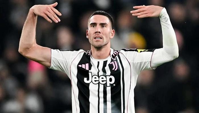 Beşiktaş'ta Vlahovic gelişmesi! Transferde tek kaldı 8 besiktasta vlahovic gelismesi transferde tek kaldi 6 BizKZihb