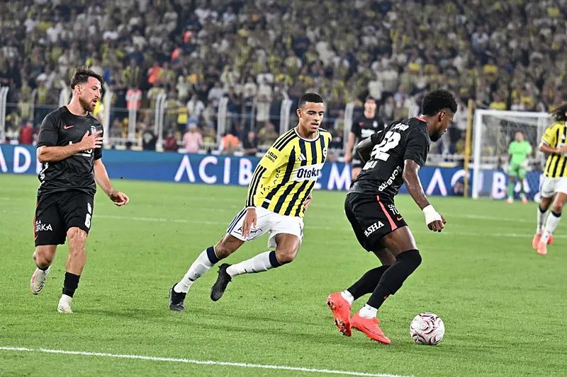 Beşiktaş'ta Vlahovic şoku! Derbide yaptığı hareket sebebiyle... 4 besiktasta vlahovic soku derbide yaptigi hareket sebebiyle 2 jSPfBaOH