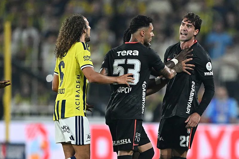 Beşiktaş'ta Vlahovic şoku! Derbide yaptığı hareket sebebiyle... 10 besiktasta vlahovic soku derbide yaptigi hareket sebebiyle 8 FT6wshef