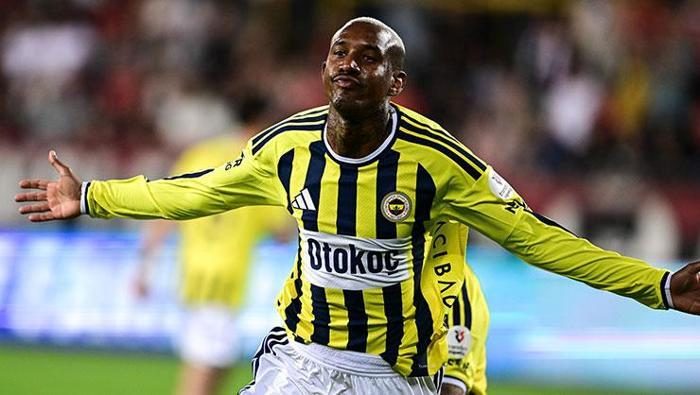 Brezilya'dan bomba iddia! Fenerbahçe'nin yıldızının yeni adresini duyurdular 6 brezilyadan bomba iddia fenerbahcenin yildizinin yeni adresini duyurdular 4 MEu1bie5