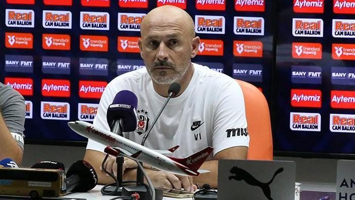 'Çağ futbolunun çok gerisinde' | Italiano eleştirisi! Spor müellifleri Alanyaspor-Beşiktaş maçını yorumladı 4 cag futbolunun cok gerisinde italiano elestirisi spor muellifleri alanyaspor besiktas macini yorumladi 2