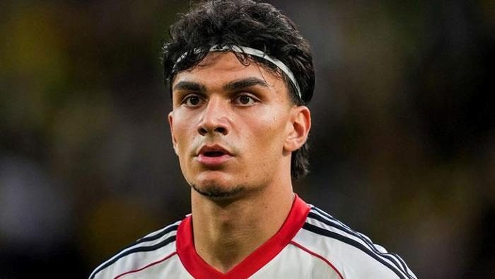 Can Uzun Fenerbahçe yolunda! Transferde yılın çalımı 6 can uzun fenerbahce yolunda transferde yilin calimi 4 iGUvMKPR