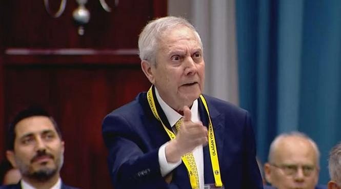 CANLI| Fenerbahçe Başkanı Aziz Yıldırım'dan transfer açıklaması: 'Bu hafta santrfor transferini bitiyor' | Ertan Torunoğulları ve Acun Ilıcalı'ya sert çıkış 15 canli fenerbahce baskani aziz yildirimdan transfer aciklamasi bu hafta santrfor transferini bitiyor ertan CRkO7HL5