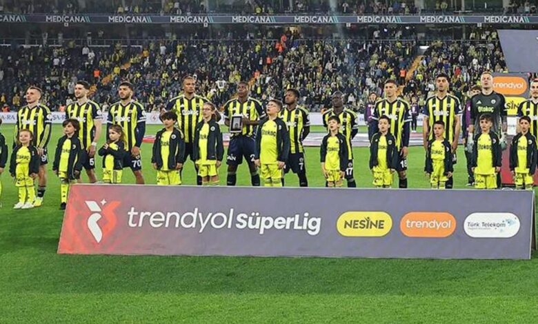 CANLI | Fenerbahçe'de sürpriz ayrılık! Yeni takımı şaşırttı, transferde son dakika... 1 canli fenerbahcede surpriz ayrilik yeni takimi sasirtti transferde son dakika OcPPZalT