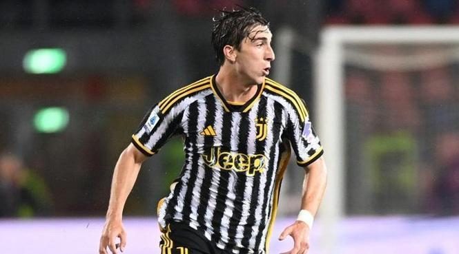 CANLI | Fenerbahçe'den hamle sınırına U23 çilek geliyor! Sol kanada uçak üzere yıldız... 13 canli fenerbahceden hamle sinirina u23 cilek geliyor sol kanada ucak uzere yildiz 11